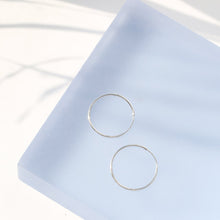 Load image into Gallery viewer, 14K White Gold Hoop - Medium Hoops