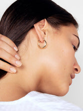 Load image into Gallery viewer, Endless Gold Hoop Earrings - Venus