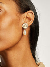 Load image into Gallery viewer, Astro Pearl Earrings - Moon
