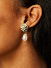 Load image into Gallery viewer, Astro Pearl Earrings - Moon
